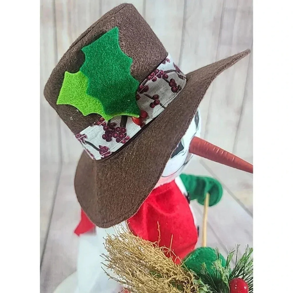 Annalee Dolls Felt Winter Berry Snowman White Red Green 15" 2017 New Flaw - Picture 3 of 8